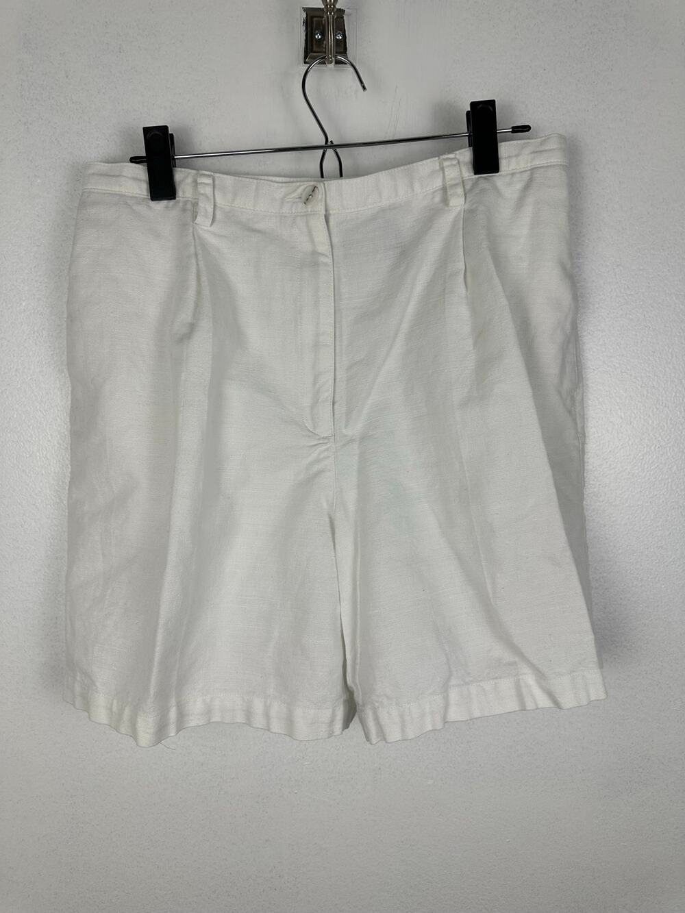 Liz Sport Women's pleated white Bermuda shorts linen cotton blend Size 16